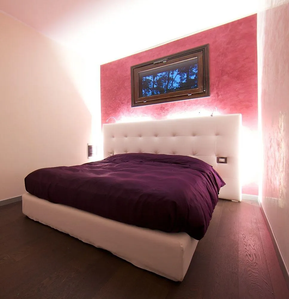 Sant'Anna Bed & Breakfast Somma Lombardo 0*,  Italy