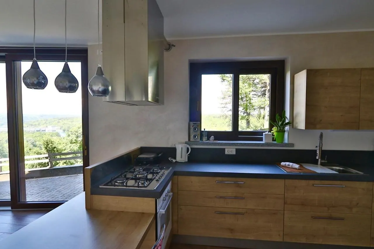 Sant'Anna Bed & Breakfast Somma Lombardo 0*,  Italy